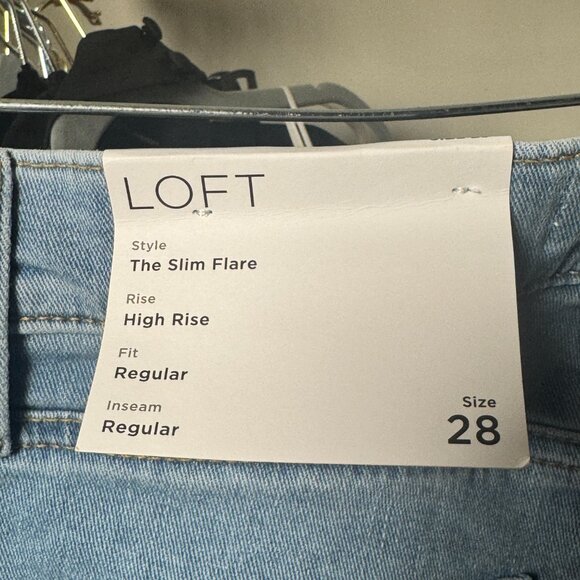 Ann Taylor Loft Patch Pocket High Rise Slim Flare - NWT - 28 R (6) - Picture 3 of 4